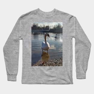 Swan photo Long Sleeve T-Shirt